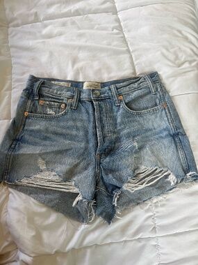 Universal Thread Jean Shorts